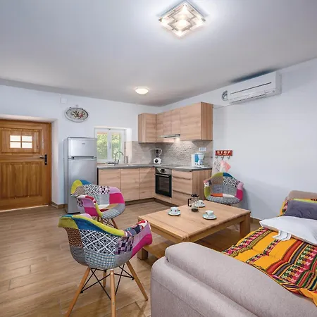 Beautiful In With Kitchen Semesterbostad *